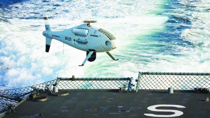 النظام الجوي غير الآهل Camcopter S-100 صنع Schiebel