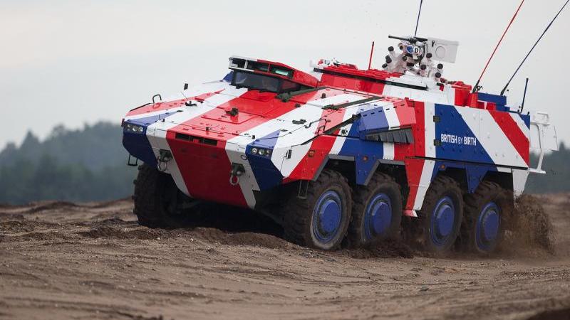 يهدف مشروع Rheinmetall BAE Systems Land (RBSL) إلى لعب دور رئيسي في تصنيع العربة المدرعة Boxer الثمانية الدفع لبرنامج «عربات المشاة الآلية» MIV التابع للجيش البريطاني