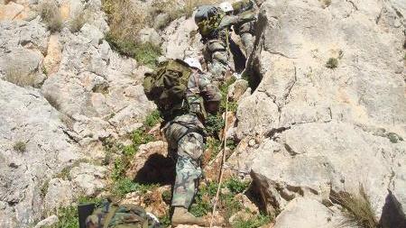فوج المغاوير وحدة عريقة في الجيش اللبناني، ولقب مغوار حلم يراود كل عسكري مقدام وجريء