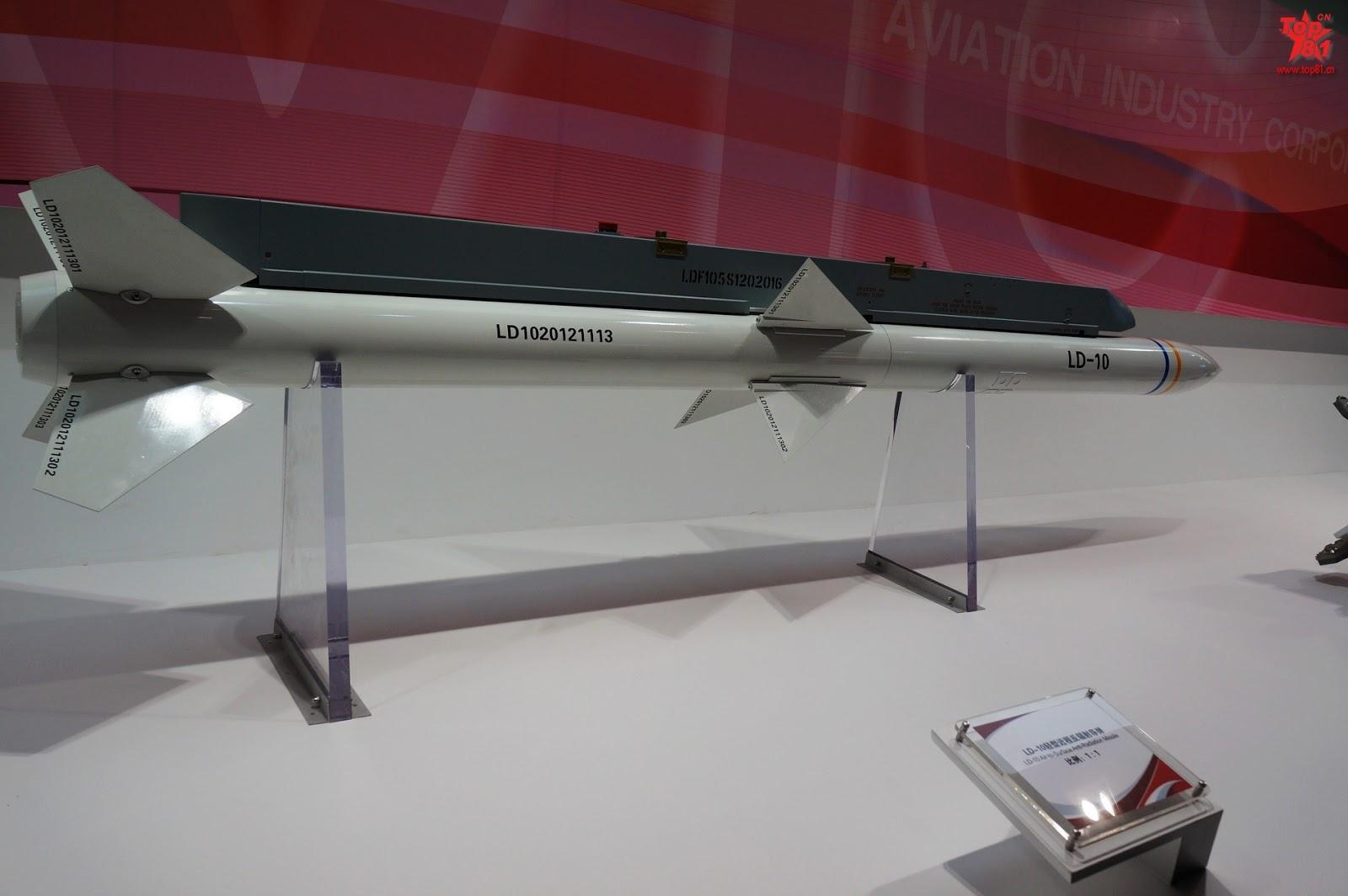 كشفت الصين النقاب عن صاروخ LD-10 المُطلَق من الجو خلال معرض Zhuhai Air Show 2012