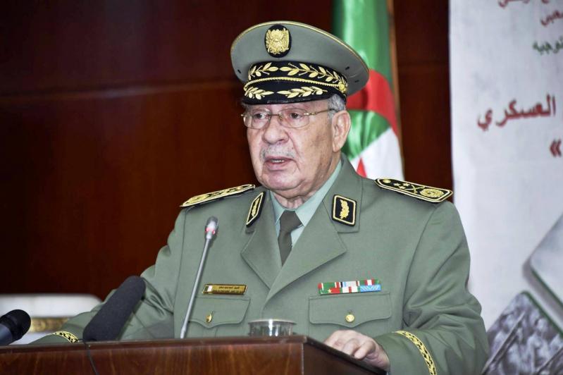 رئيس أركان الجيش الجزائري أحمد قايد صالح، الذي دعا إلى رحيل بوتفليقة على الفور