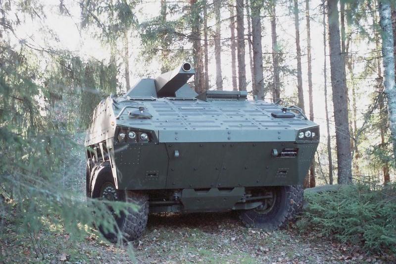 نظام المدفع NEMO مركباً على العربة التراكبية المدرعة AMV. الصورة: Patria