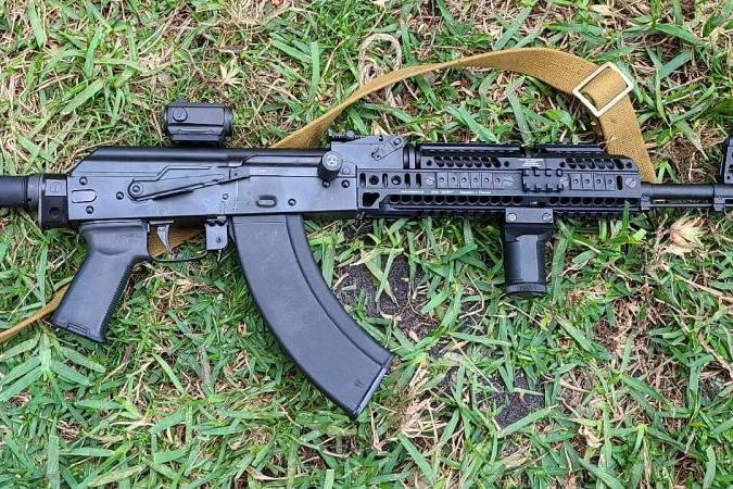 البندقية الهجومية الروسية AK-103، المشتقة من بندقية AK-47 الأسطورية التي طورتها Kalashnikov