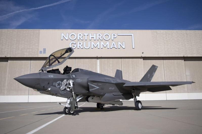 تُواصل شركة NG تطوير رادار APG-85، الذي سيستبدل في نهاية المطاف الرادار المستخدم حالياً في مقاتلات F-35، أي APG-81.