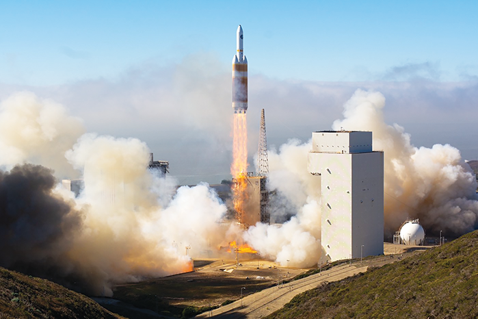 تعمل شركة Lockheed Martin بالتعاون مع Aerojet Rocketdyne، والتي ستزود بحلول الدفع؛ لتطوير محفظة الإنتاج الحالية لشركة Rocketdyne على العديد من أنظمة الدفع الفضائي المعزّزة إضافة إلى أنظمة الدفع للصاروخين Delta IV