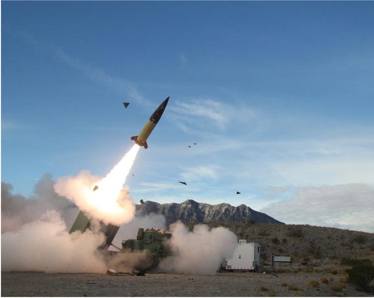 صاروخ ATACMS صنع Lockheed Martin