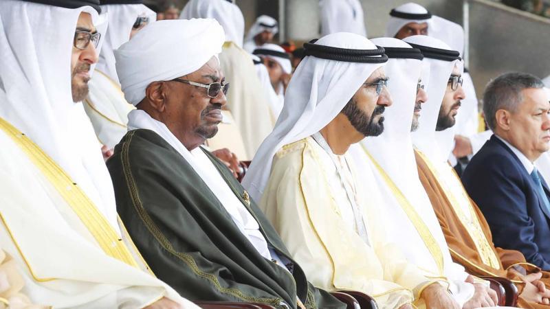  صاحب السمو الشيخ محمد بن راشد آل مكتوم وصاحب السموّ محمد بن زايد آل نهيان وفخامة الرئيس السوداني عمر البشير وكبار الشخصيات يشهدون مراسم افتتاح IDEX 2017