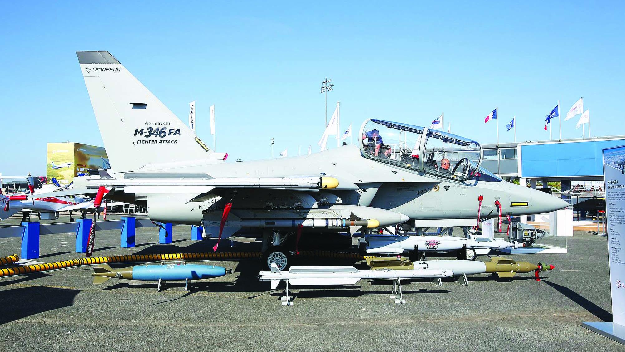 الطراز الهجومي M-345 FA من طائرة التدريب المتقدم M-346. الصورة : Leonardo
