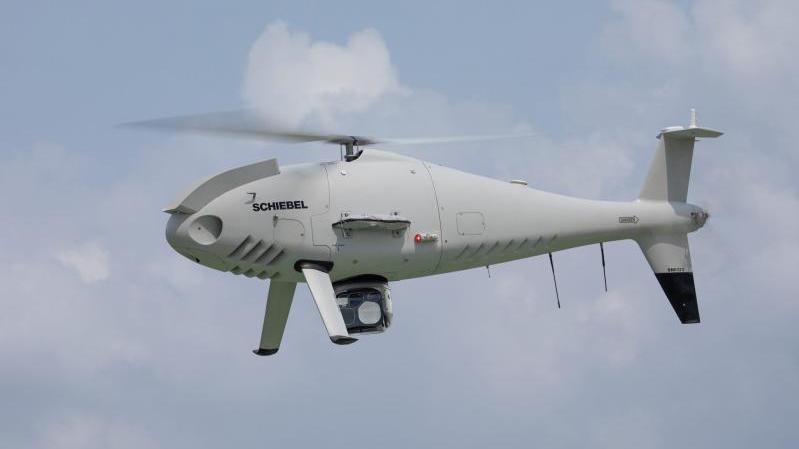 النظام الجوّي غير الآهل  CAMCOPTER® S-100. الصورة:   Schiebel