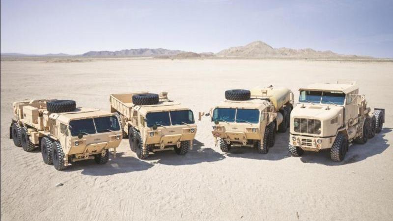 عائلة الشاحنات التكتيكية الثقيلة ذات الحركية الموسعة HEMTT. الصورة: Oshkosh