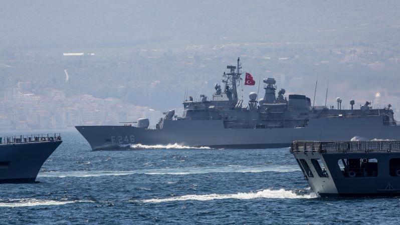 تُنفِّذ القوّات البحرية التركية عمليات في شرق البحر الأبيض المتوسط لحماية مصالحها القومية