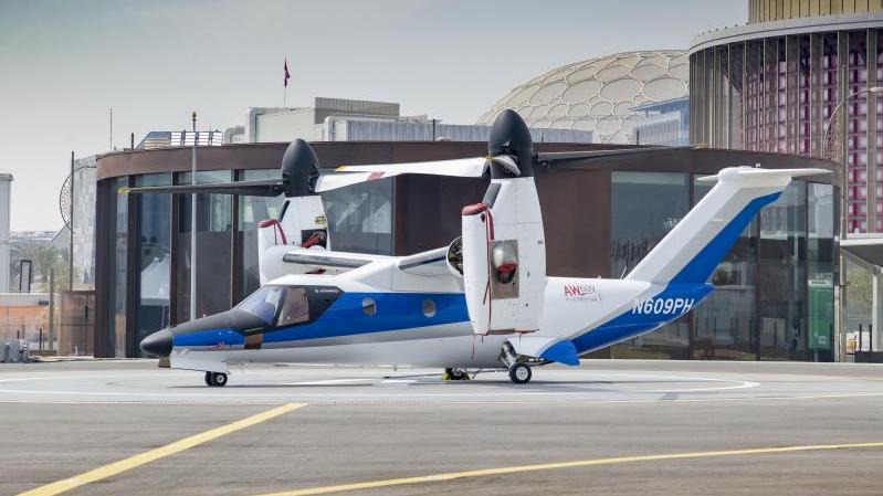 يشكّل الظهور الأول لطائرة الدوار القلاب AW609 TiltRotor بمنطقة الشرق الأوسط، من خلال عرضها الرسمي في دبي، الإطلاق التجاري العالمي لهذه الطائرة المتطورة والمتعددة المهام