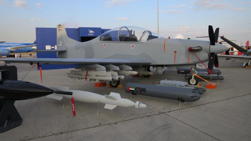 طائرة الهجوم الخفيف Calidus B-250 الإماراتية الصنع في معرض دبي للطيران 2019