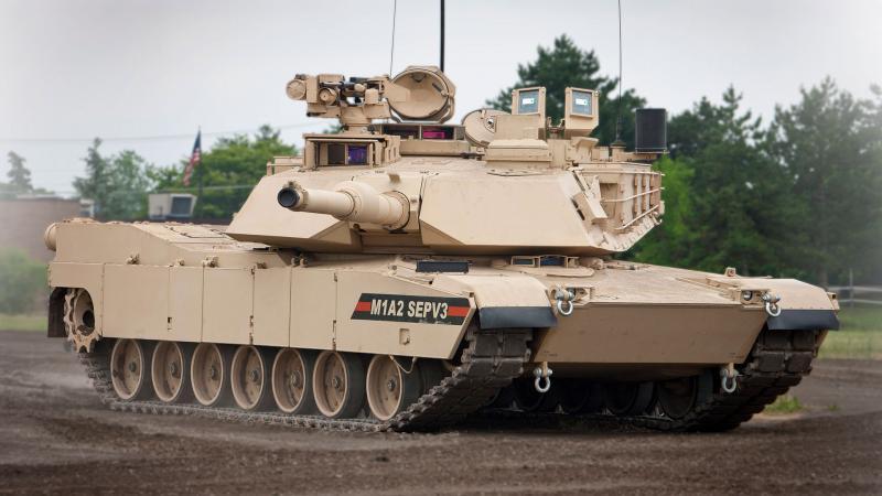 تعتبر دبابة M1A2 ABRAMS SEP V3 (توليفة النظام المحسّن الطراز الثالث) الطراز الأحدث المطور من M1A2 SEP V2. وأصبح هذا الطراز قيد الخدمة في العام 2017، وبدأت ميدنته في العام 2020.  الصورة: GDLS