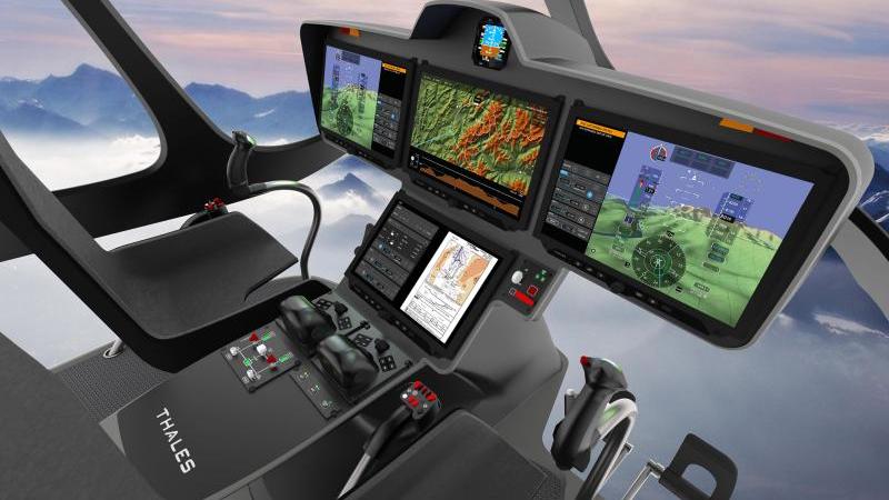 عرضت Thales «قمرة القيادة المستقبلية» - وهي ابتكار تكنولوجي قوي يعرض كيف يمكن أن تبدو قمرات القيادة في العام 2035
