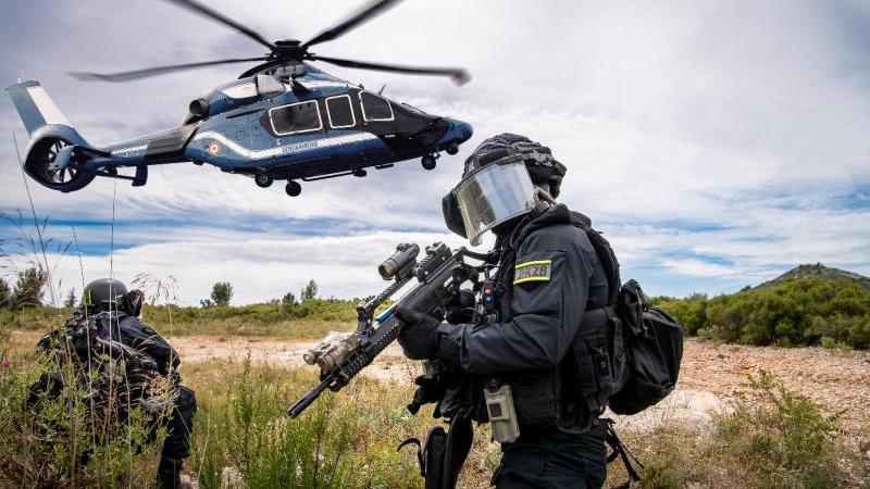 Gendarmerie – SIRPA - F. Garcia - © Light & Shadow