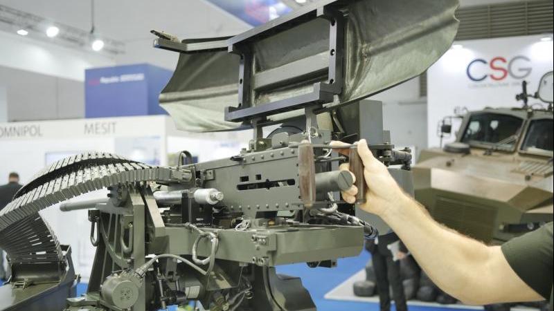 مركن السلاح المشغّل عن بعد Fieldranger  الملائم للاستخدام على متن عربات مجنزرة ومدولبة.  الصورة: Rheinmetall