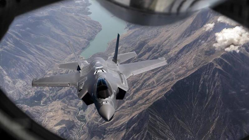 HONEYWELL, AERONAMIC SIGN SERVICE CENTER AGREEMENT FOR F-35 POWER AND THERMAL MANAGEMENT SYSTEM