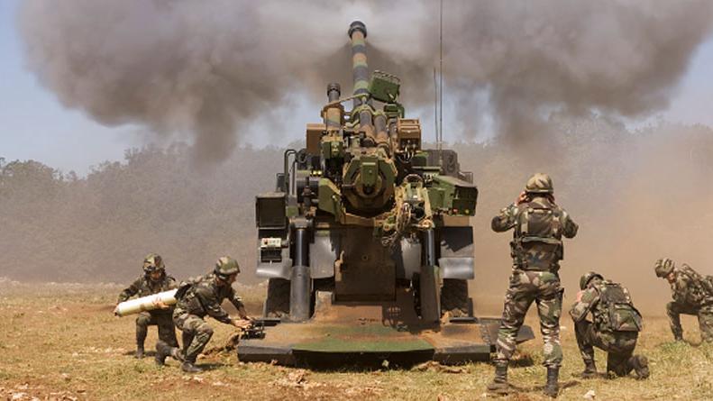 Nexter exhibits its 155mm artillery offer