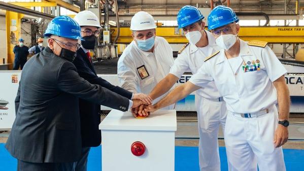 FINCANTIERI: STEEL CUTTING OF THE SECOND LSS UNIT FOR THE ITALIAN NAVY