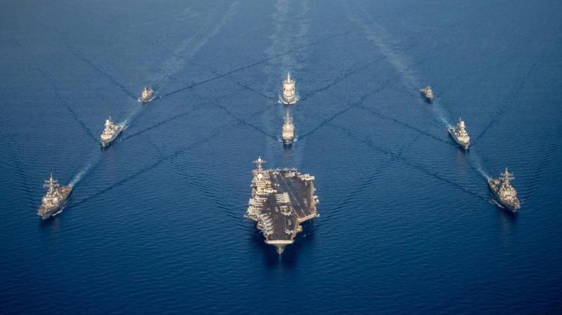 سفن حربية تابعة لحلف الناتو تنتشر حول  حاملة الطائرات الأميركية USS Harry S Truman