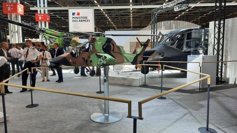جانب من جناح Airbus في معرض Eurosatory 2022