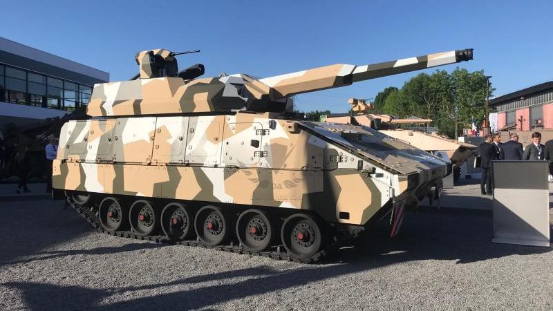 قدمت Krauss Maffei Wegmann» أو KMW للمرة الأولى خلال فعاليات معرض Eurosatory 2022 نظام عربة BOXER المجنزرة