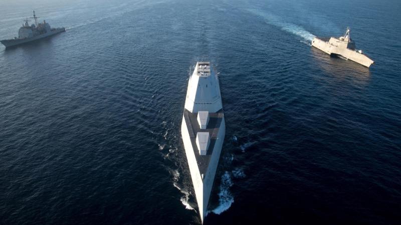 Mutliple US Navy ships