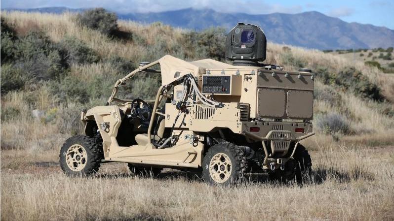 يوفر نظام الليزر ذو الطاقة العالية من Raytheon Technologie قدرة فعالة على مواجهة المسيرات