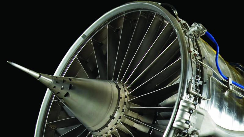يعتبر F100-PW-229 محرّك المقاتلات الأكثر أماناً في تطبيقات المحرك الأحادي