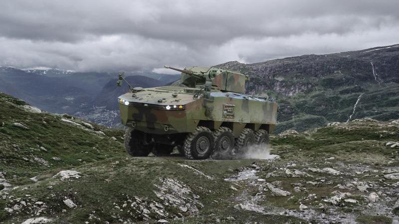 Otokar Arma8x8