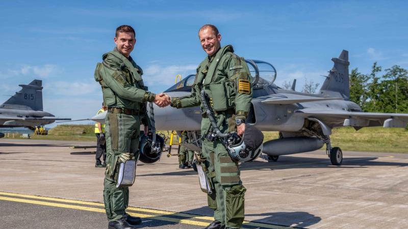 Training of Brazilian pilots to fly Gripen