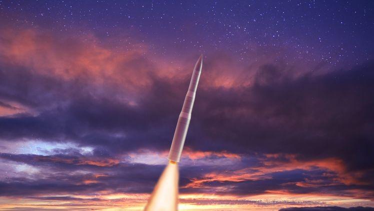 A rendering of the new LGM-35 Sentinel missile flying at twilight. (Credit: Northrop Grumman)