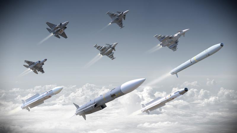 أدى تطوير قدرات MBDA ونهجها التعاوني مع العملاء إلى إنشاء مجموعة لا مثيل لها من أسلحة وصواريخ الجو - جو حيث تم عرض صواريخ (ASRAAM) و (MICA) ور (Meteor) جميعها خلال المعرض
