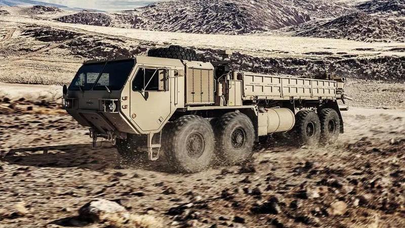 شاحنة HEMTT-A4 من صنع Oshkosh Defense