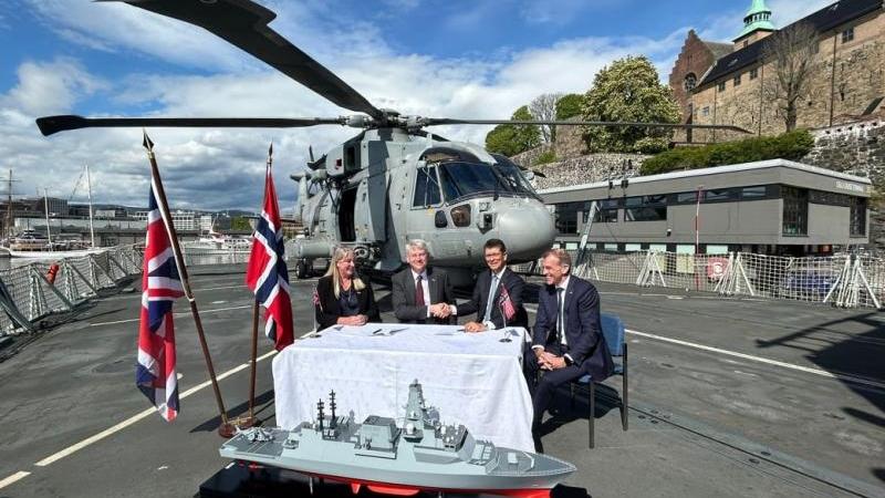وُقِّعت اتفاقية زوارق Vanguard على متن السفينة الحربية HMS St Albans في أوسلو، النروج، في التاسع من أيار/ مايو الفائت.