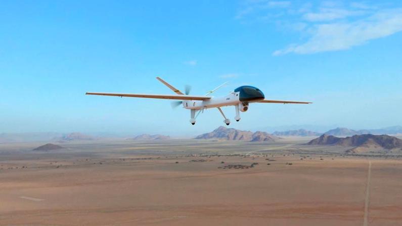 طورت شركة Airbus نظام SIRTAP للطائرات غير الآهلة، وهو نظام متعدد الاستخدامات مصمم لمهام الاستخبار والمراقبة والاستطلاع المتقدمة