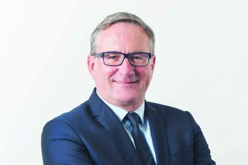 السيّد كلود ألبير، نائب رئيس ومدير عام شركة Rockwell Collins في أوروبا والشرق الأوسط وأفريقيا