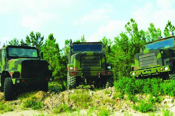 تواصل Oshkosh الاستثمار في تكنولوجيا العربة الأرضية غير الآهلة TerraMax