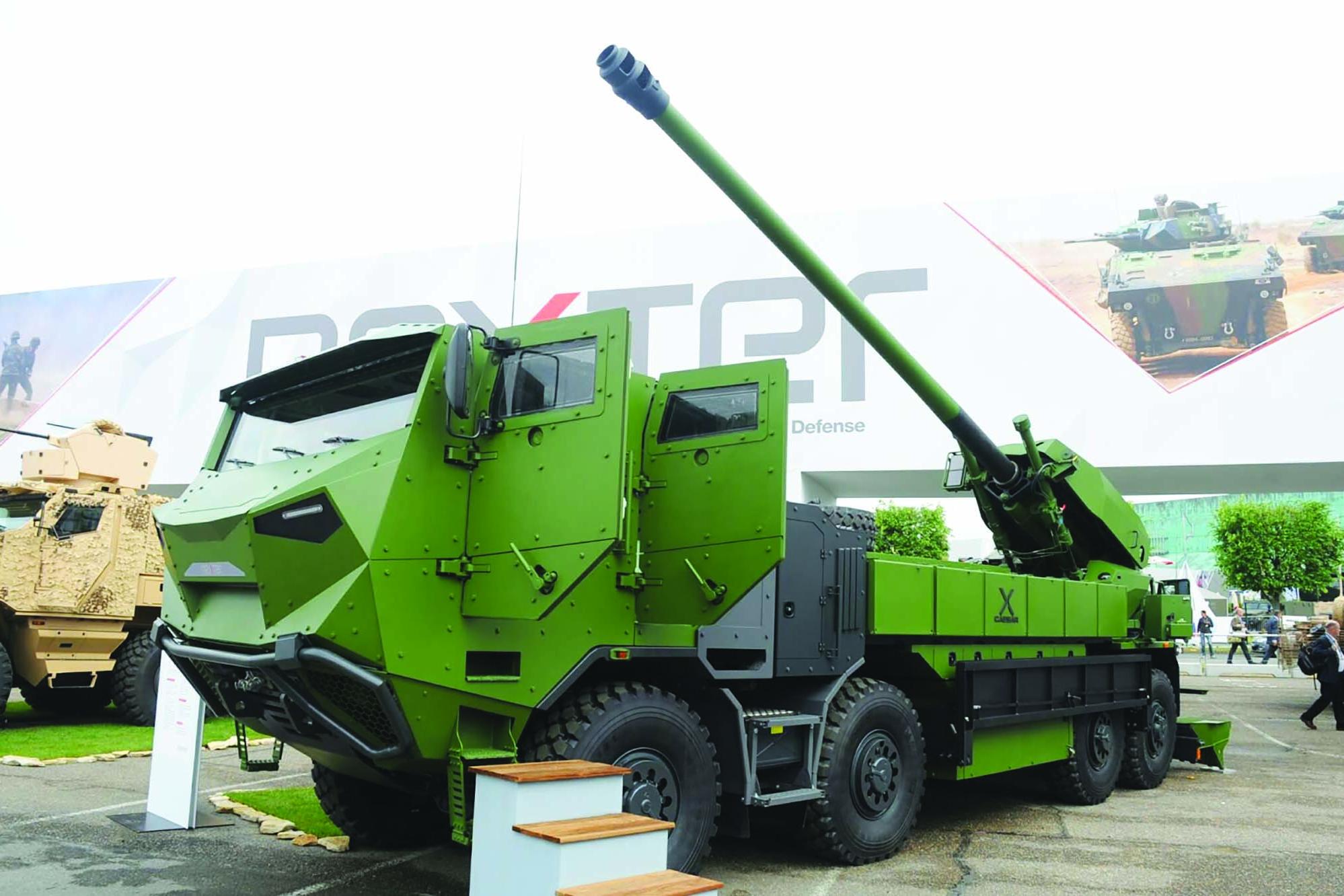 مدفع الهاوتزر CAESAR 8x8 عيار 155 ملم الذاتي الحركة. الصورة: Nexter