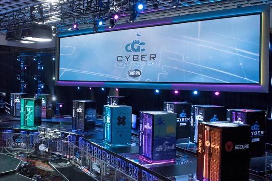  -	مبادرة «التحدّي الكبير» Grand Challenge التي نظّمتها «وكالة مشاريع الأبحاث الدفاعية المتقدّمة» DARPA