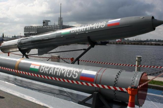 الصاروخ الجوّال الفائق لسرعة الصوت لمهاجمة البرّ BrahMos