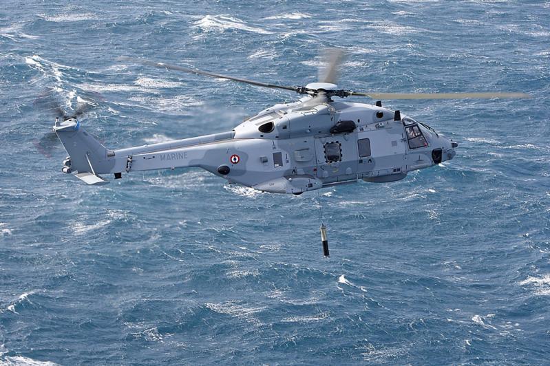 طوافة NH-90 تستخدم السونار الغاطس FLASH الذي يعتبر المرجع العالمي في مجال السونارات الغاطسة وهو يستخدم في القوات البحرية الأميركية، والبريطانية، والأسترالية والفرنسية وغيرها. الصورة: Thales