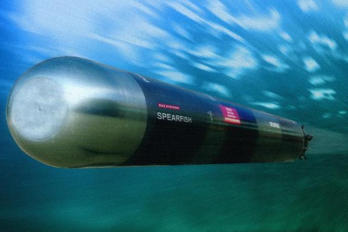 تستخدم البحرية الملكية البريطانية الطوربيد الثقيل SPEARFISH الذي تنتجه شركة  BAE Systems