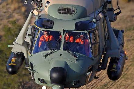 تسلمت سلطنة عُمان 20 طوافة NH90 TTH صنع NH Industries