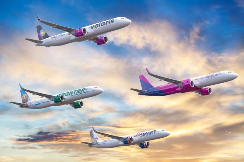 أعلنت Airbus عن طلبات والتزامات بلغ مجموعها 408 طائرات (269 طلب مؤكد و 139 التزاماً). وتغطي الاتفاقيات مجموعة كاملة من عائلات الطائرات التجارية، بما في ذلك الالتزام الأول لطائرة الشحن المشتقة A350F