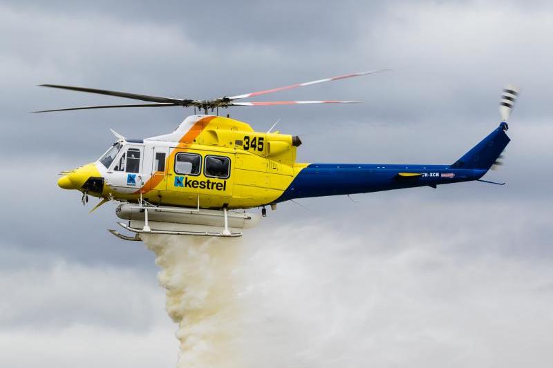 تستخدم طوافة Bell 214 ST في مكافحة الحرائق. الصورة: Bell Textron
