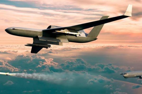أدخلت GA-ASI طائرة المواكبة الجديدة غير الآهلة Defender التي يمكن تزويدها بأسلحة جو – جو لتكون جاهزة للدفاع عن الطائرات العالية القيمة