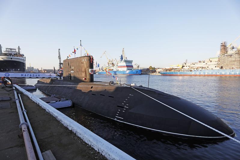 عُلِمَ أنّ البحرية الروسية تبحث إنشاء غوّاصات إضافية من طراز Project 636.3 (فئة Kilo محسّنة) مسلّحة بنظام الصواريخ KALIBR لأجل الخدمة في «الأسطول البلطيقي»