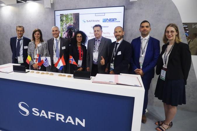 Signature Teams NSPA and Safran Electronics & Defense JIM COMPACT ©Safran